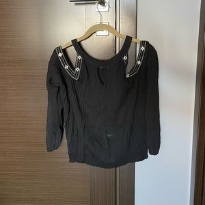 Hollister cold shoulder shirt